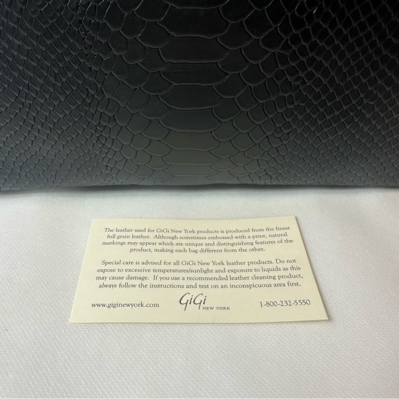 NEW GIGI NEW YORK TEDDIE LEATHER PYTHON EMBOSSED BLACK TOTE - Picture 7 of 12